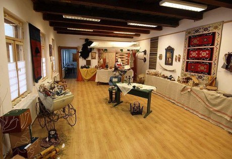 Folyamatosan új tartalmakkal jelentkezik a fehérvári kézművesek online műhelye